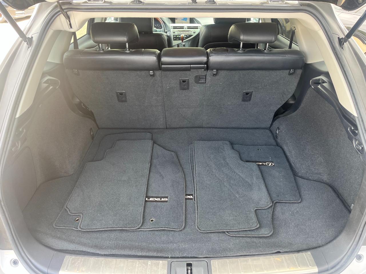 Lexus RX photo 21