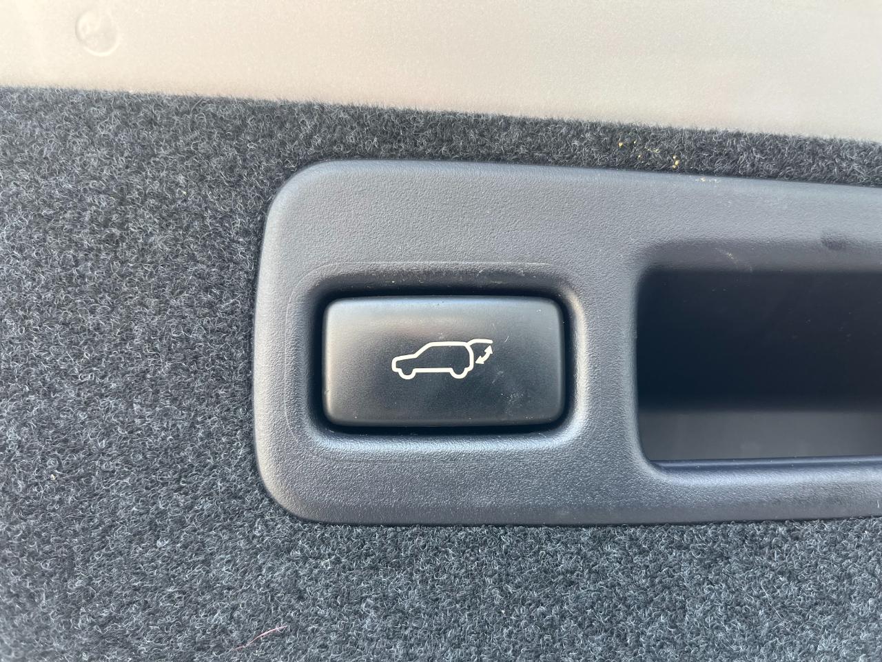 Lexus RX photo 22