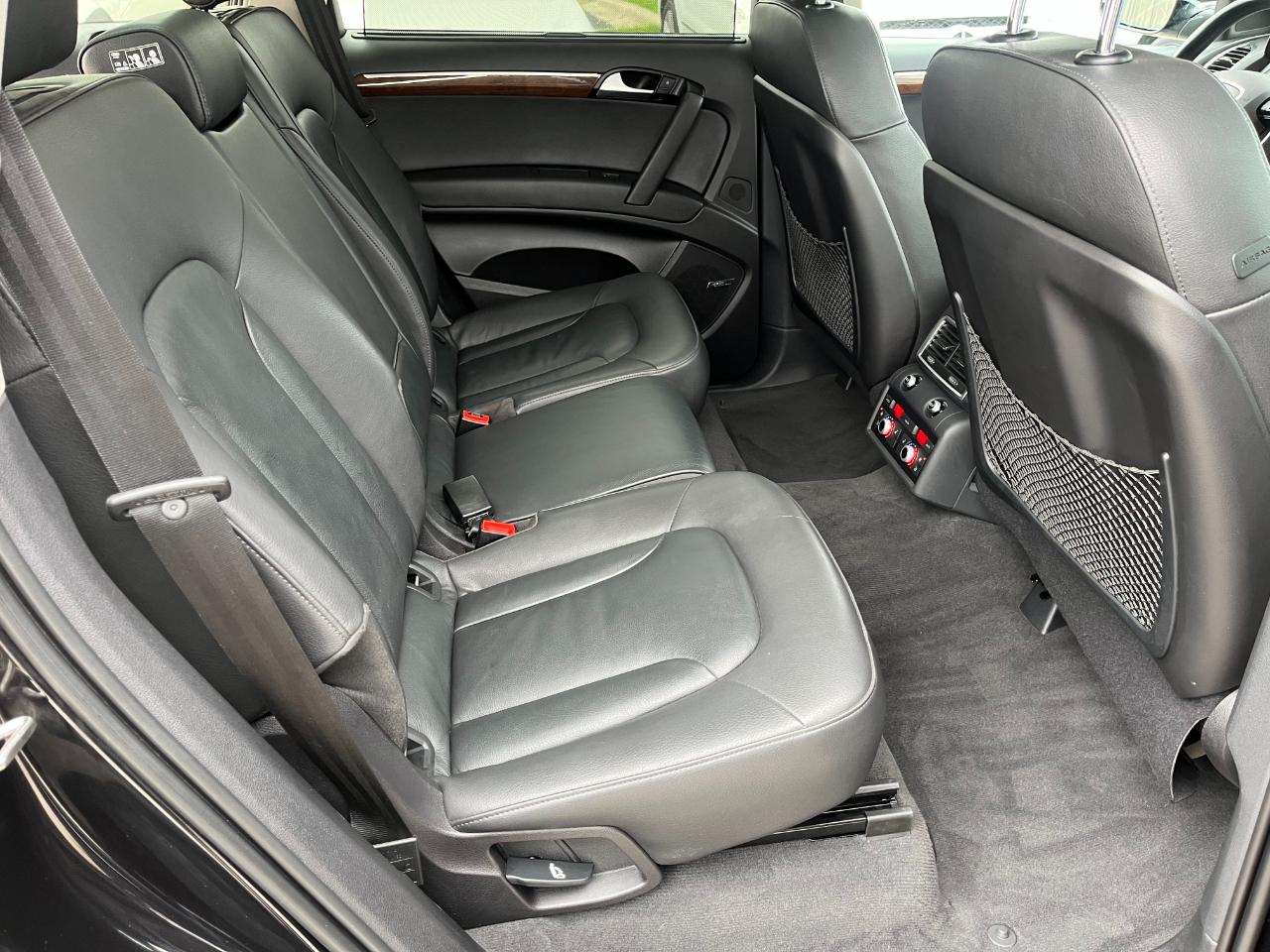 Audi Q7 photo 27