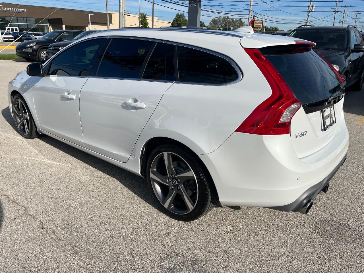 Volvo V60 photo 3