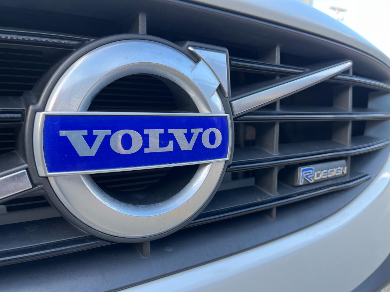 Volvo V60 photo 13