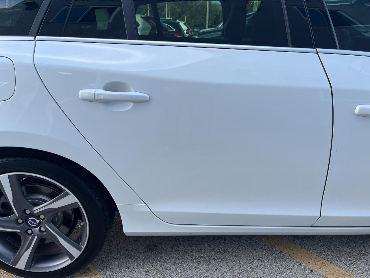 Volvo V60 photo 21