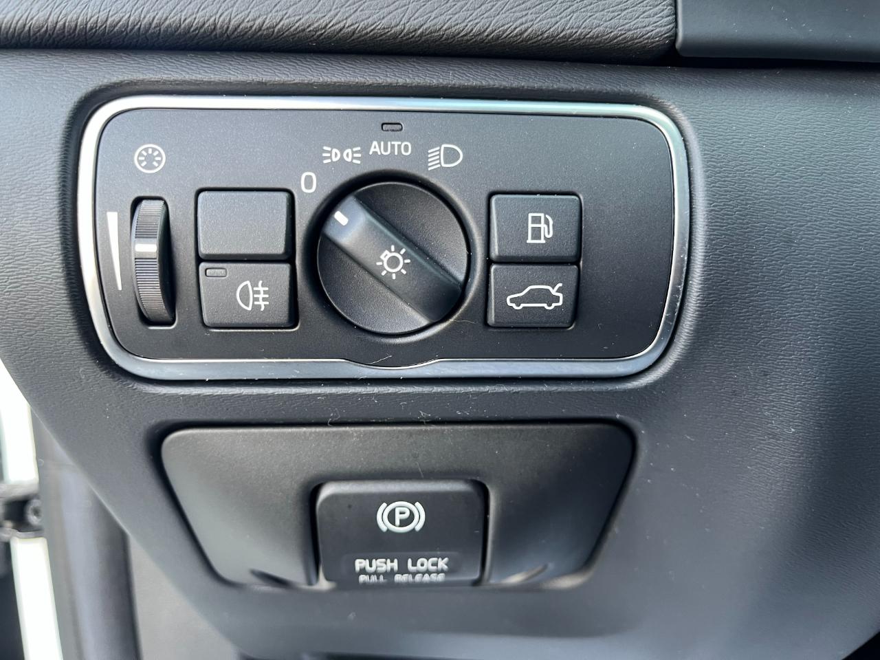 Volvo V60 photo 41