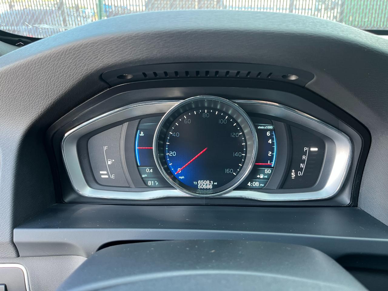 Volvo V60 photo 45