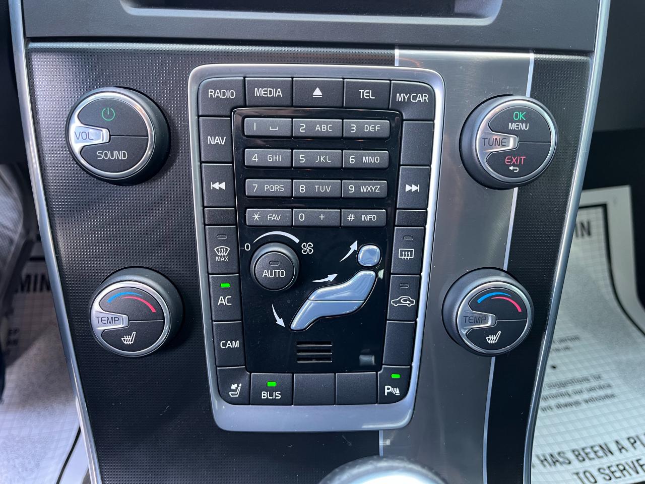 Volvo V60 photo 49
