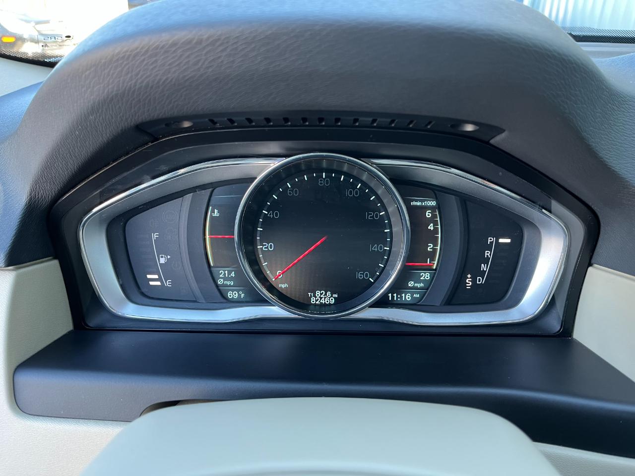 Volvo XC70 photo 28