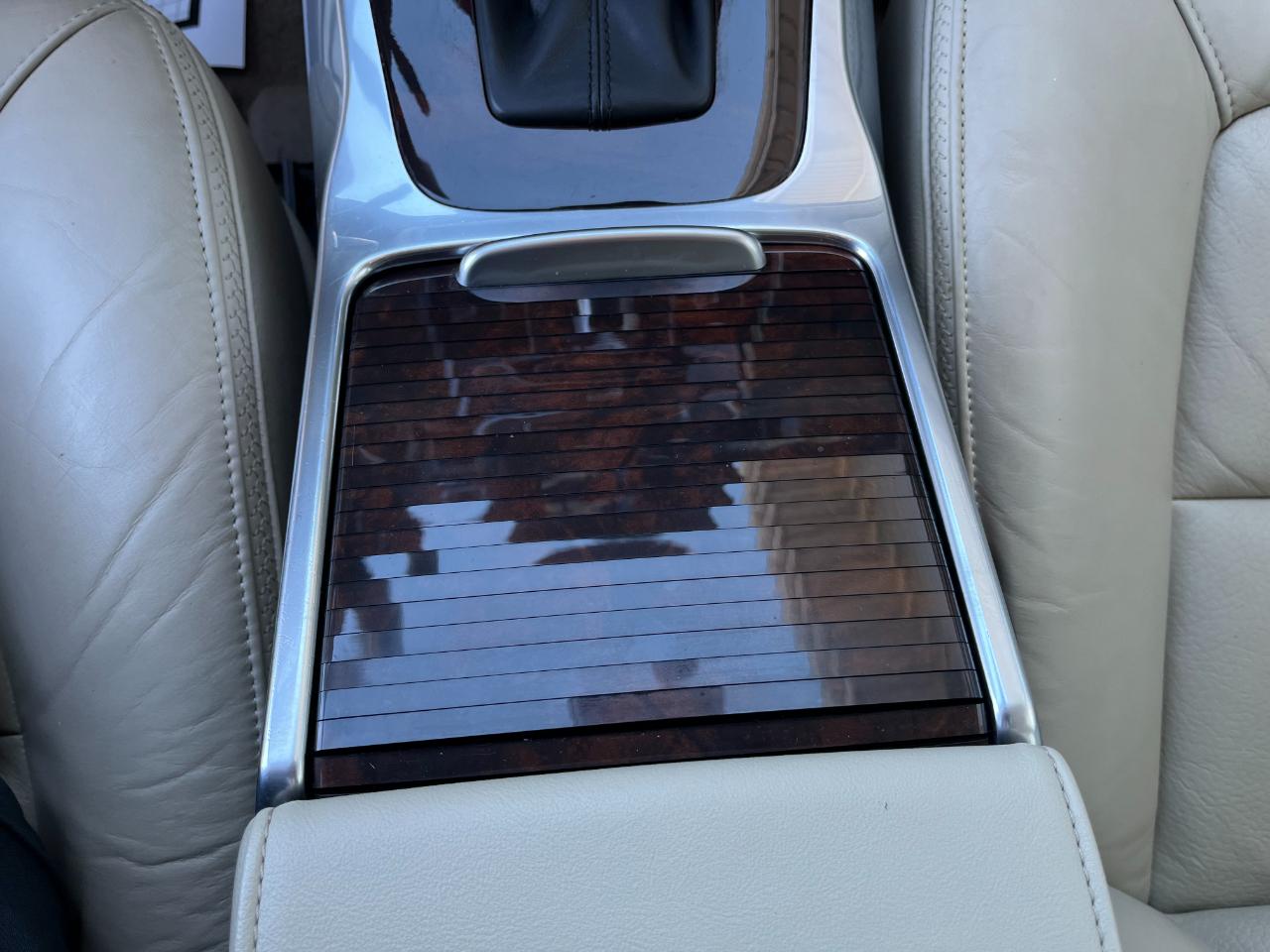 Volvo XC70 photo 34