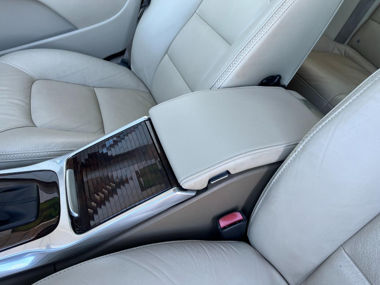 Volvo XC70 photo 36