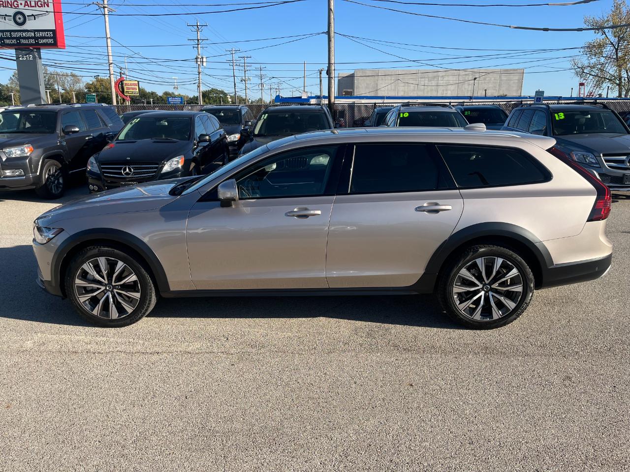 Volvo V90 Cross Country B6 Plus 2024