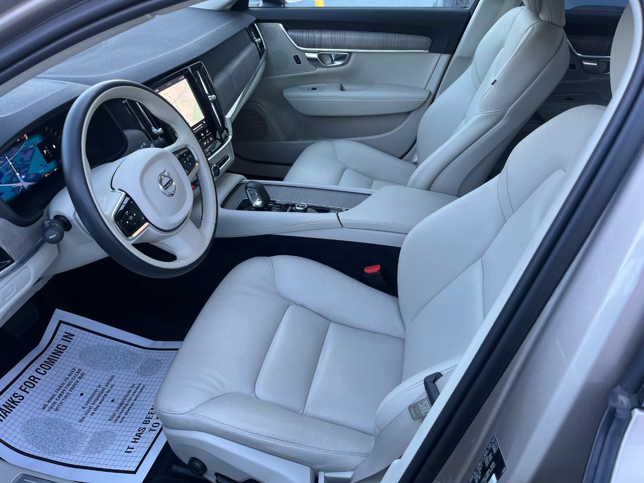 Volvo V90 Cross Country B6 Plus 2024