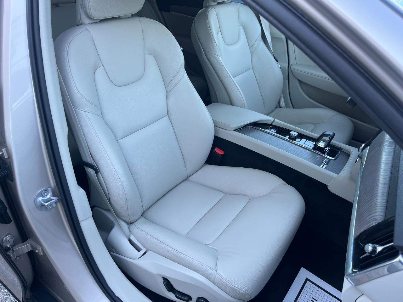 Volvo V90 Cross Country B6 Plus 2024