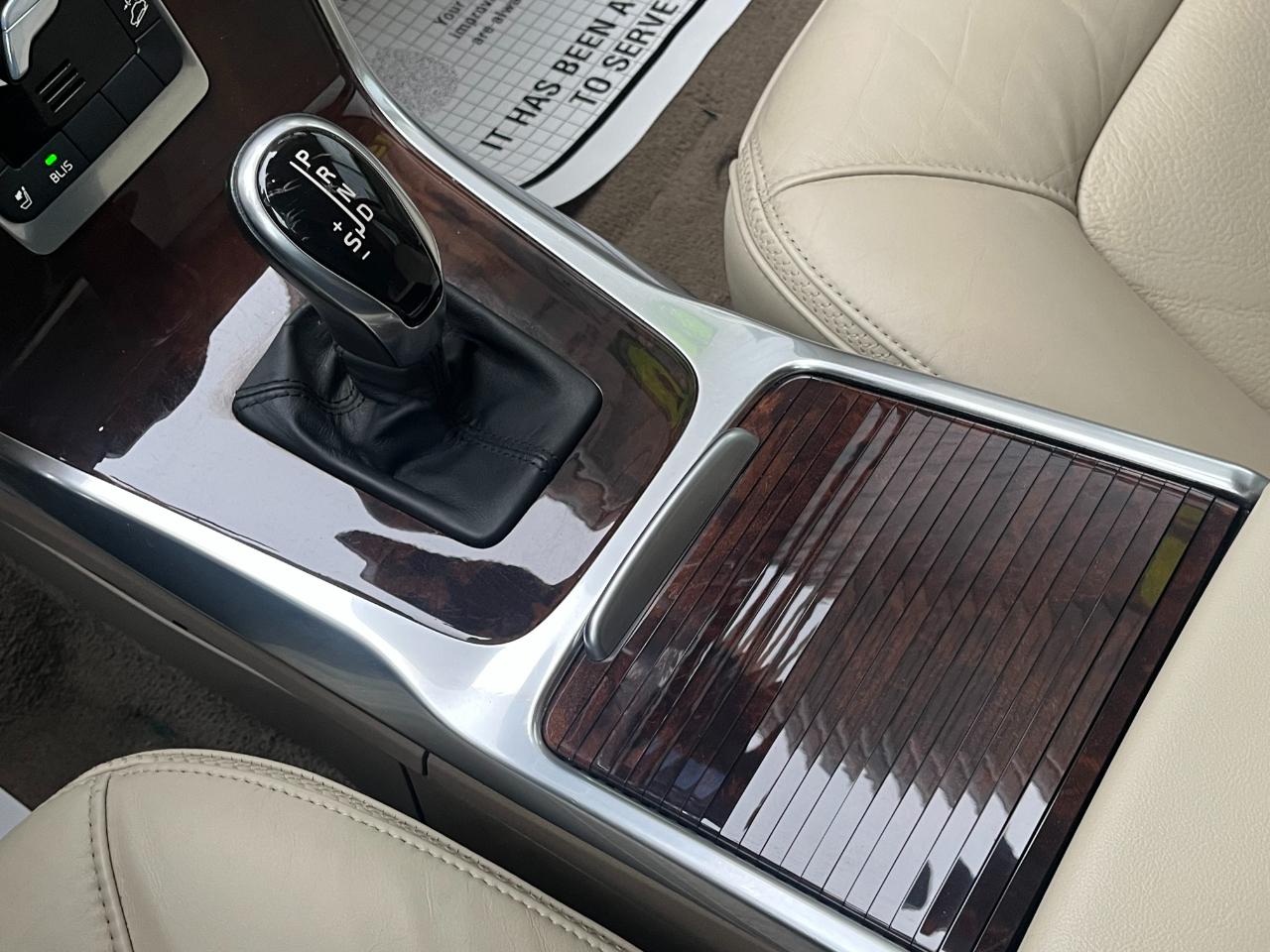 Volvo XC70 3.0 Premier+ 4WD 2015