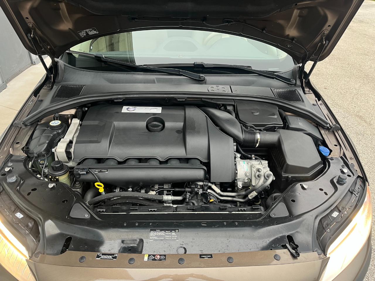 Volvo XC70 3.0 Premier+ 4WD 2015