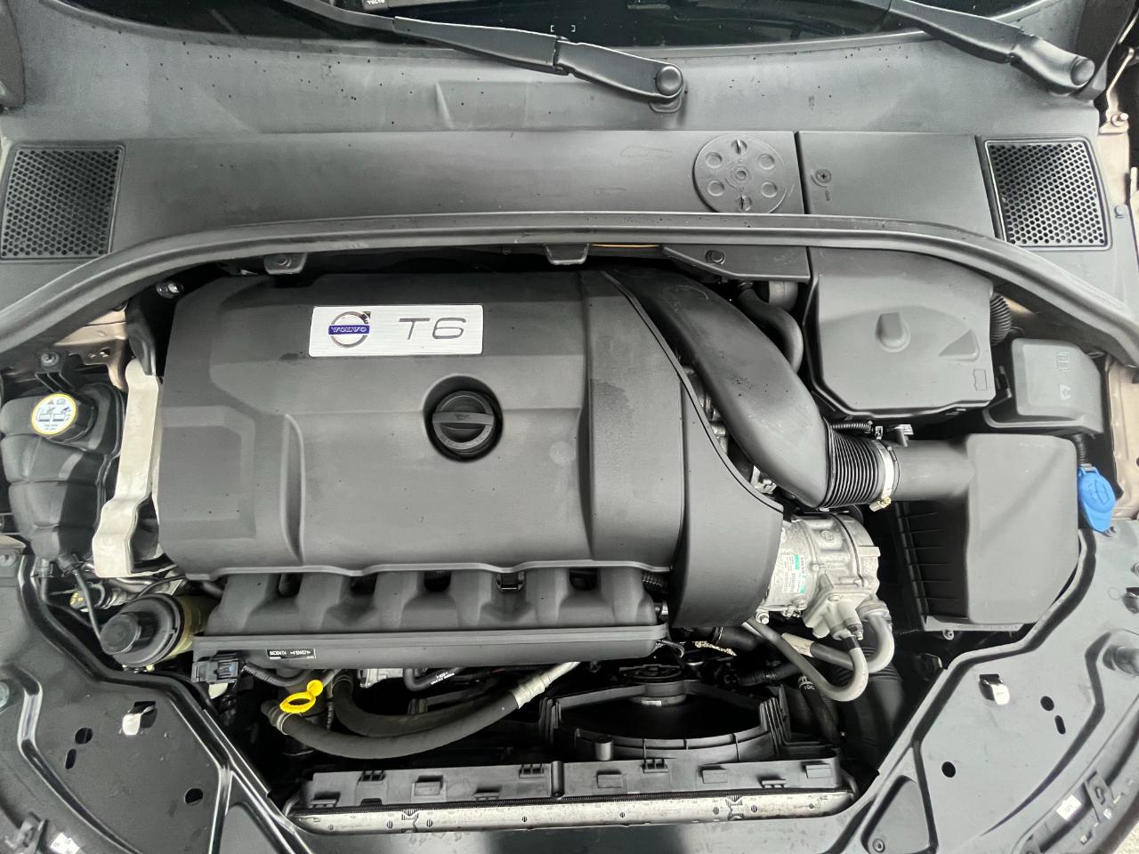 Volvo XC70 3.0 Premier+ 4WD 2015