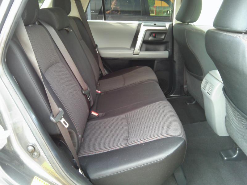 Toyota 4Runner SR5 4WD 2013