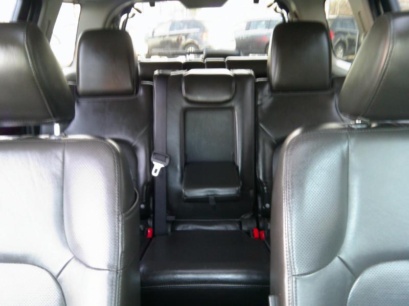 Nissan Pathfinder LE 4WD 2012