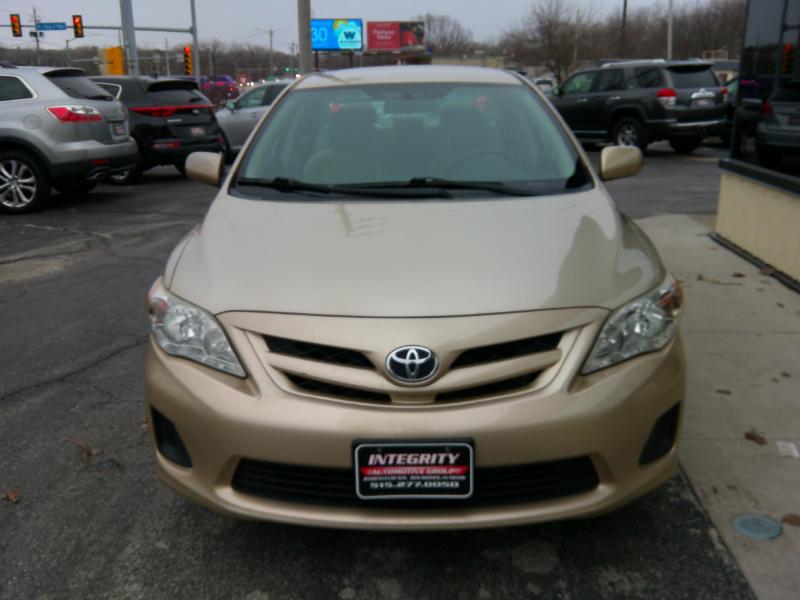 Toyota Corolla  2011