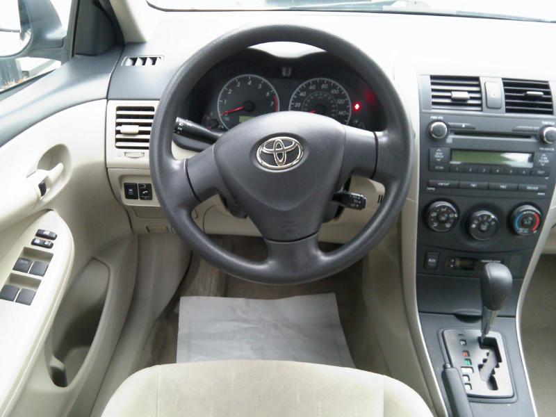 Toyota Corolla  2011