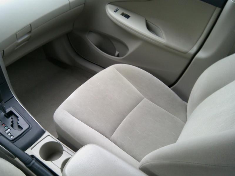 Toyota Corolla  2011