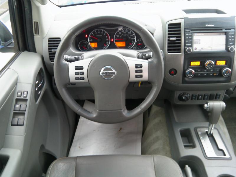 Nissan Frontier PRO-4X Crew Cab 4WD 2014