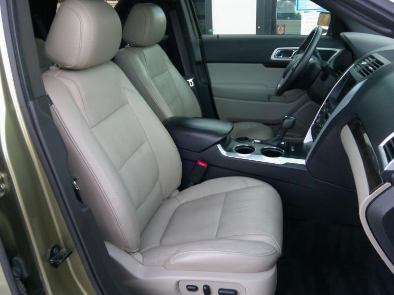 Ford Explorer Limited FWD 2013