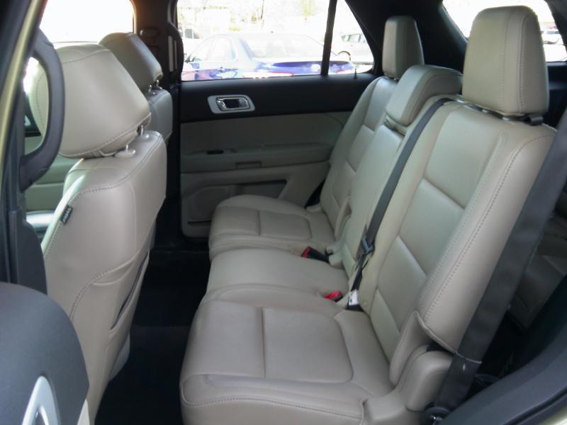 Ford Explorer Limited FWD 2013