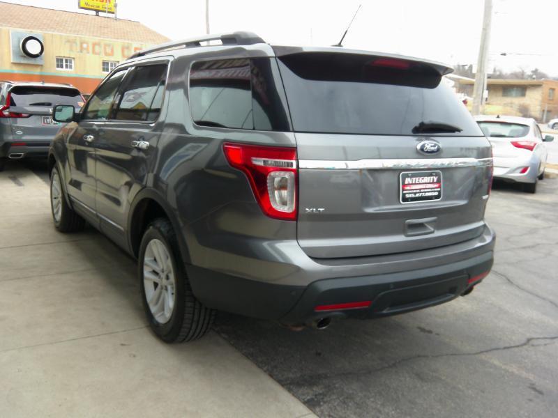 Ford Explorer XLT 4WD 2013