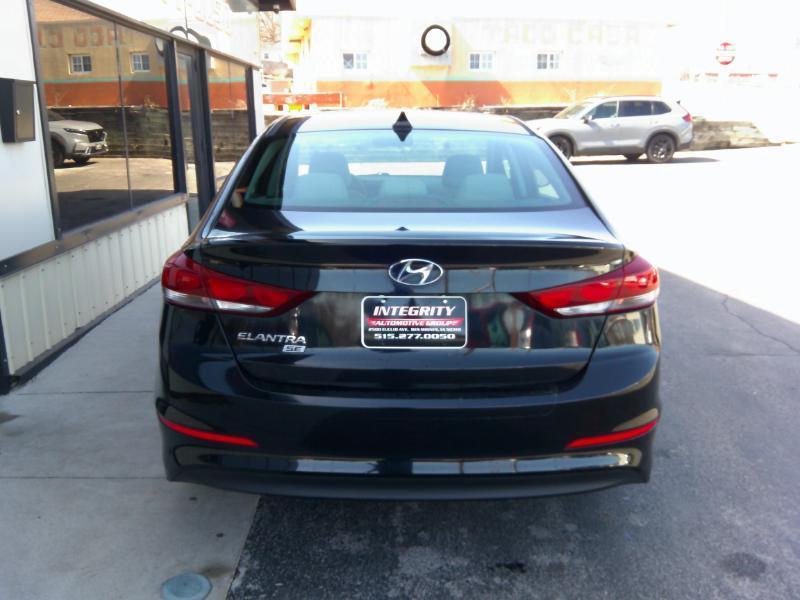 Hyundai Elantra SE 2017