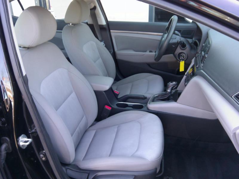 Hyundai Elantra SE 2017