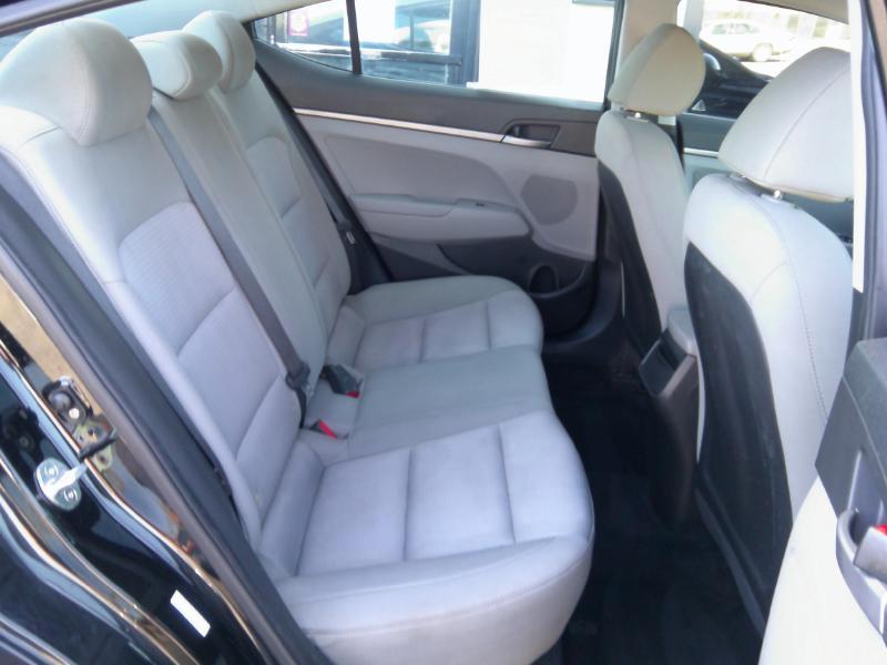 Hyundai Elantra SE 2017