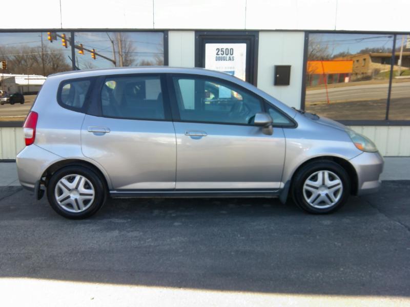Honda Fit 5-Speed MT 2008