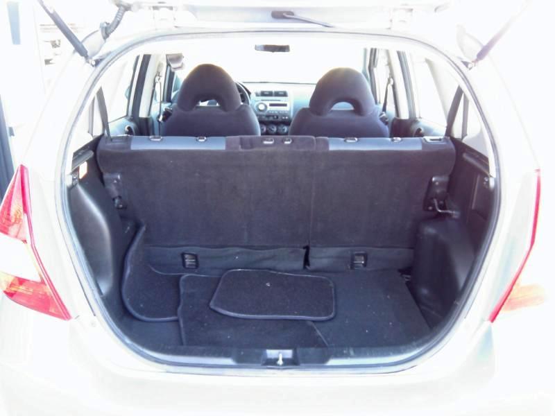 Honda Fit 5-Speed MT 2008