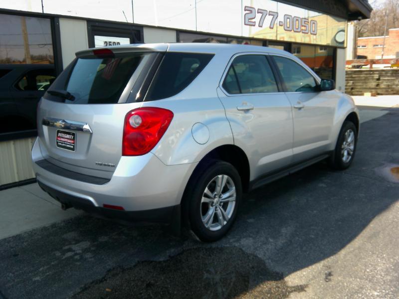 Chevrolet Equinox LS 2012