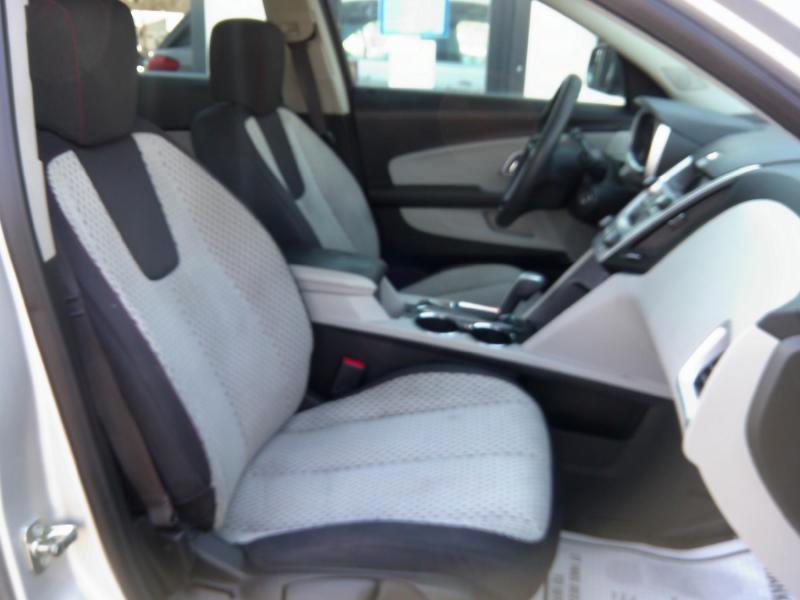 Chevrolet Equinox LS 2012