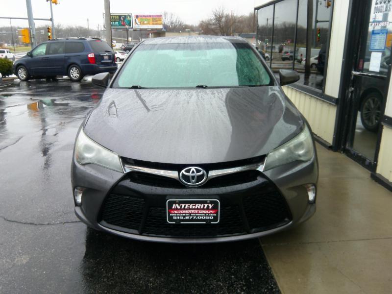 Toyota Camry SE 2016