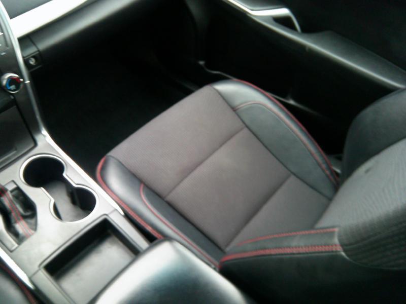 Toyota Camry SE 2016