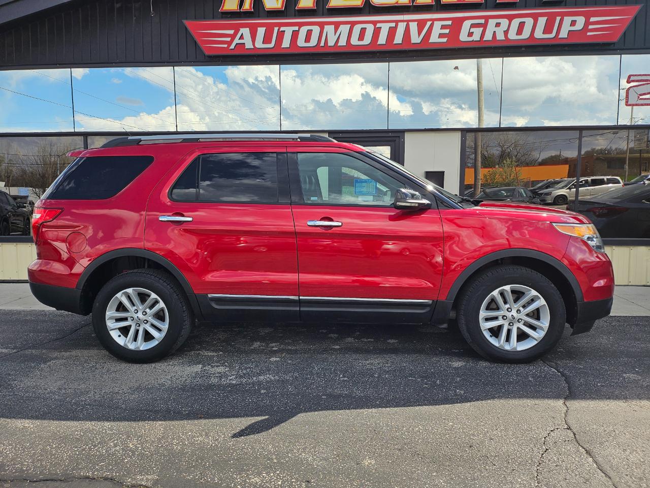 Ford Explorer 4WD 4dr XLT 2012