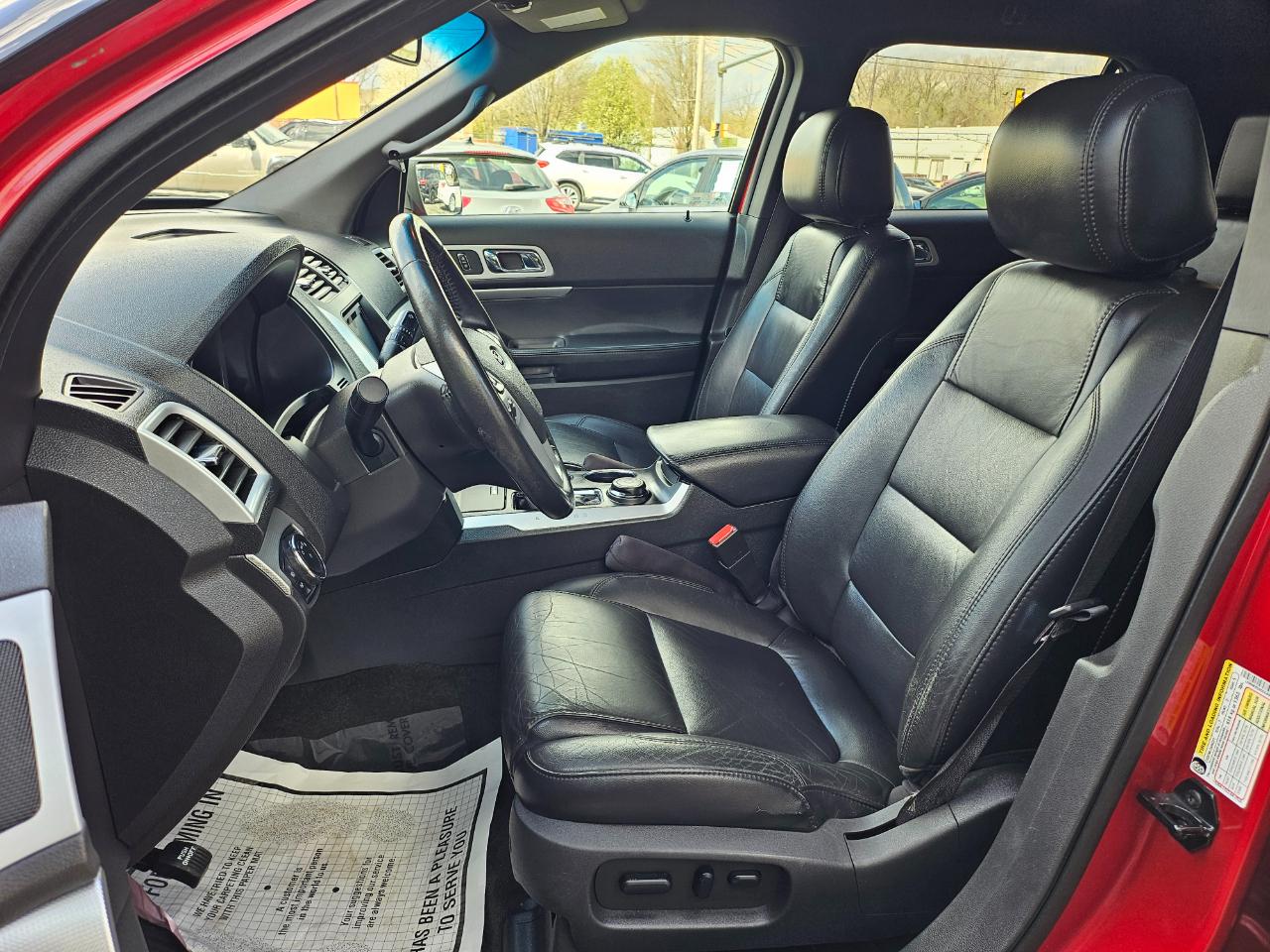 Ford Explorer 4WD 4dr XLT 2012