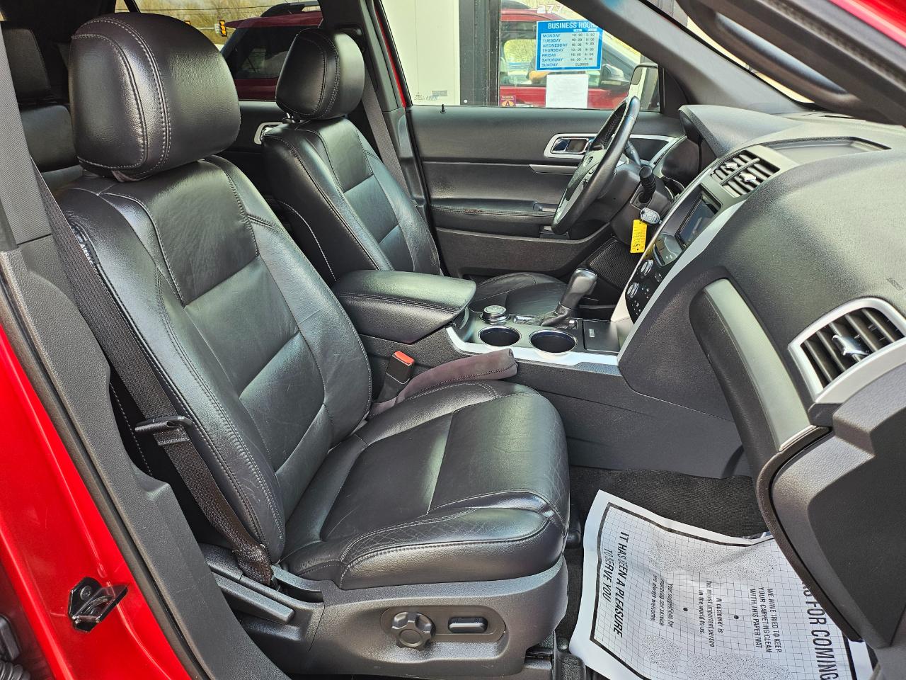 Ford Explorer 4WD 4dr XLT 2012