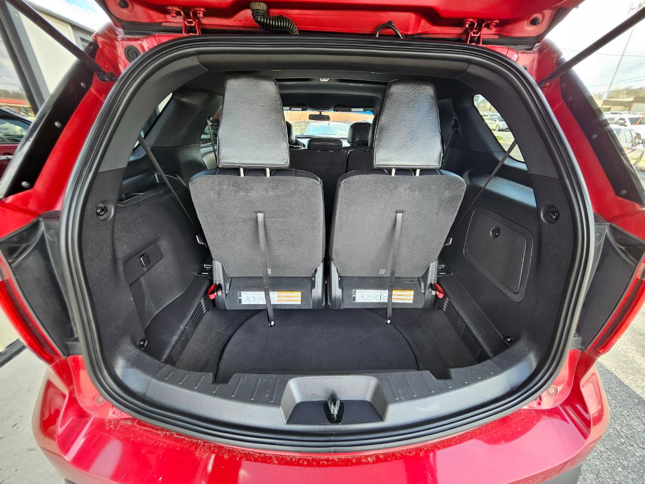 Ford Explorer 4WD 4dr XLT 2012