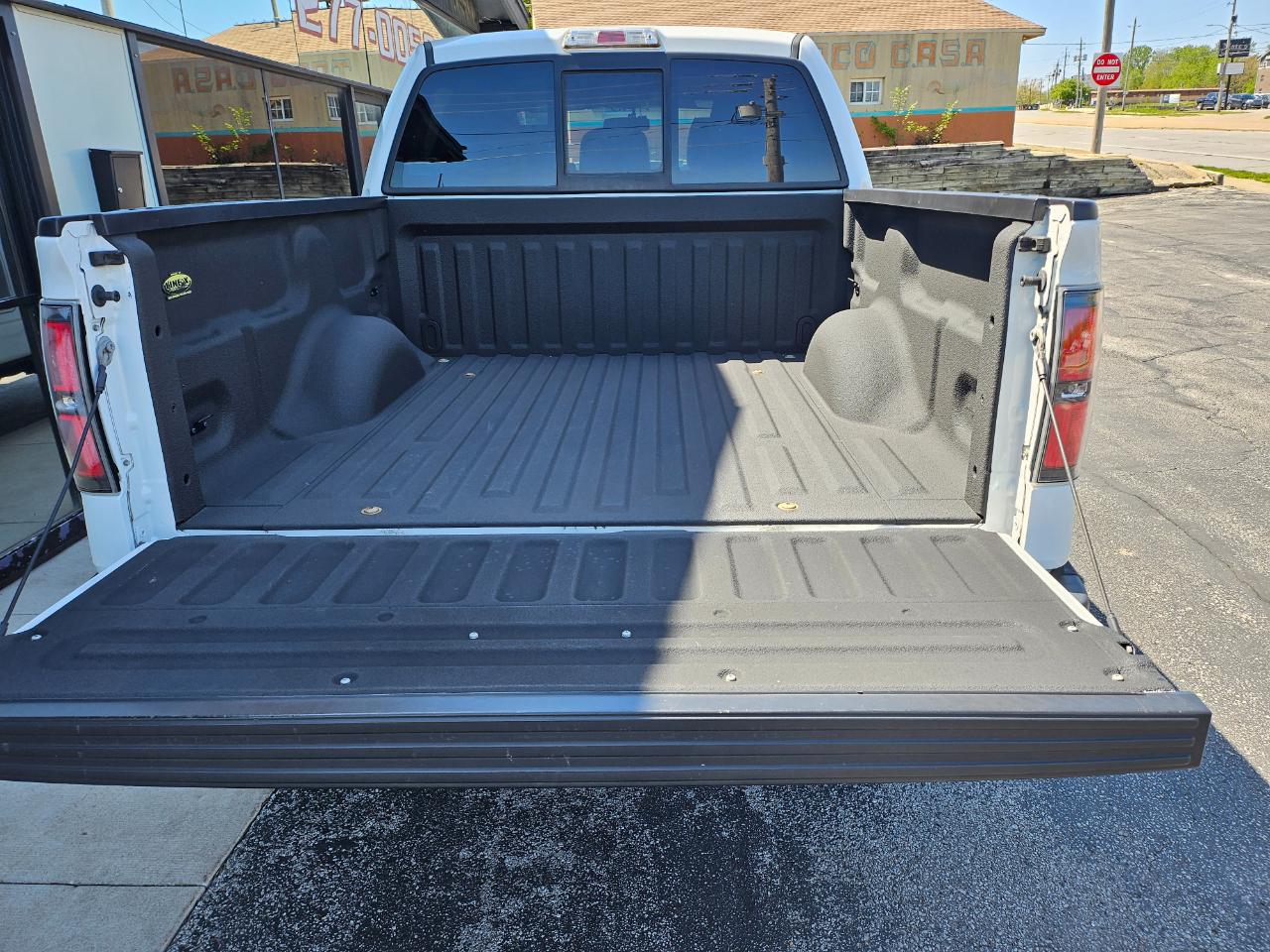 Ford F-150 4WD SuperCrew 145" Platinum 2012