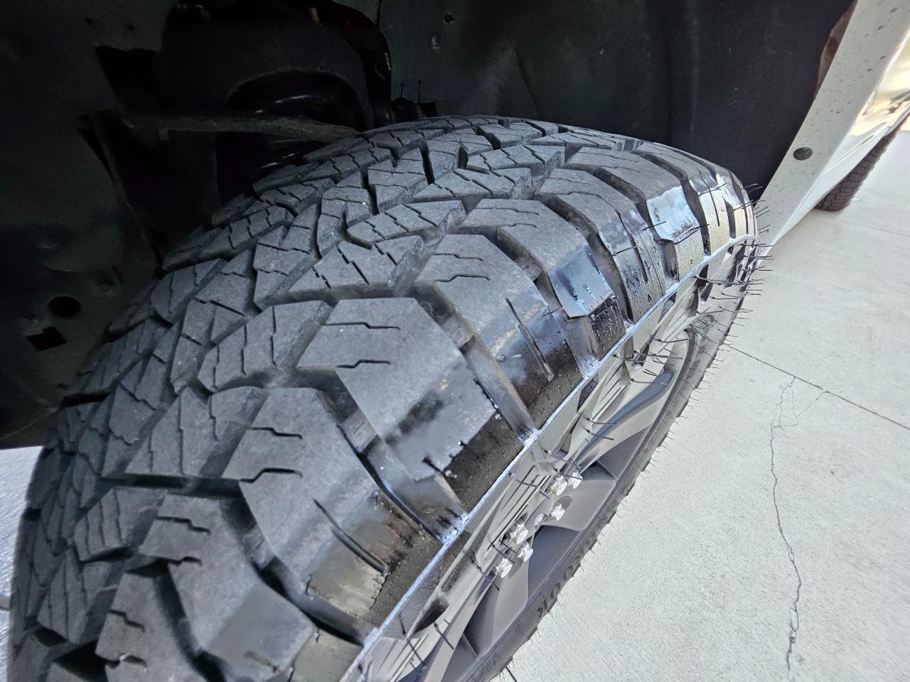 Ford F-150 4WD SuperCrew 145" Platinum 2012