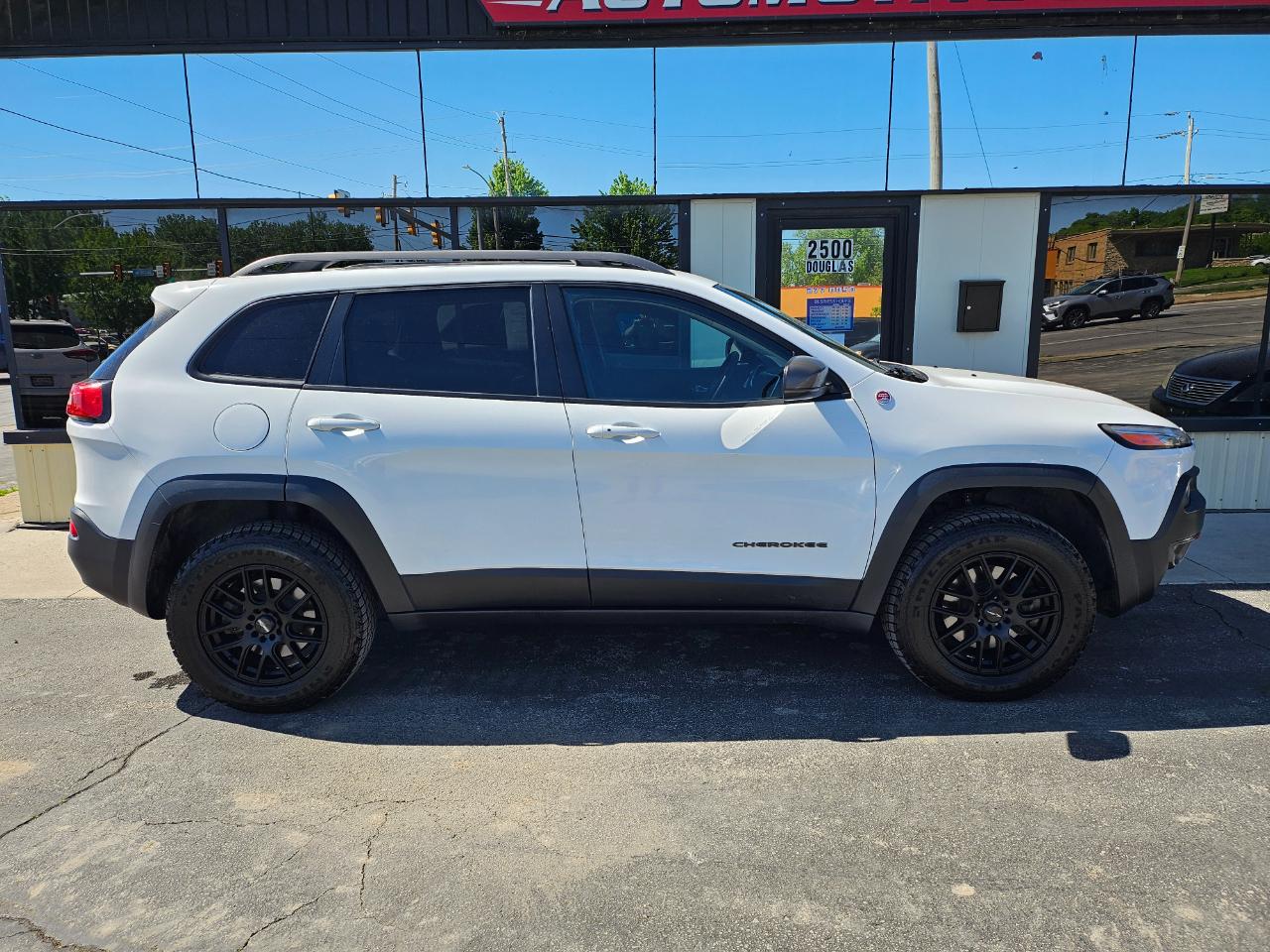 Jeep Cherokee 4WD 4dr Trailhawk 2015