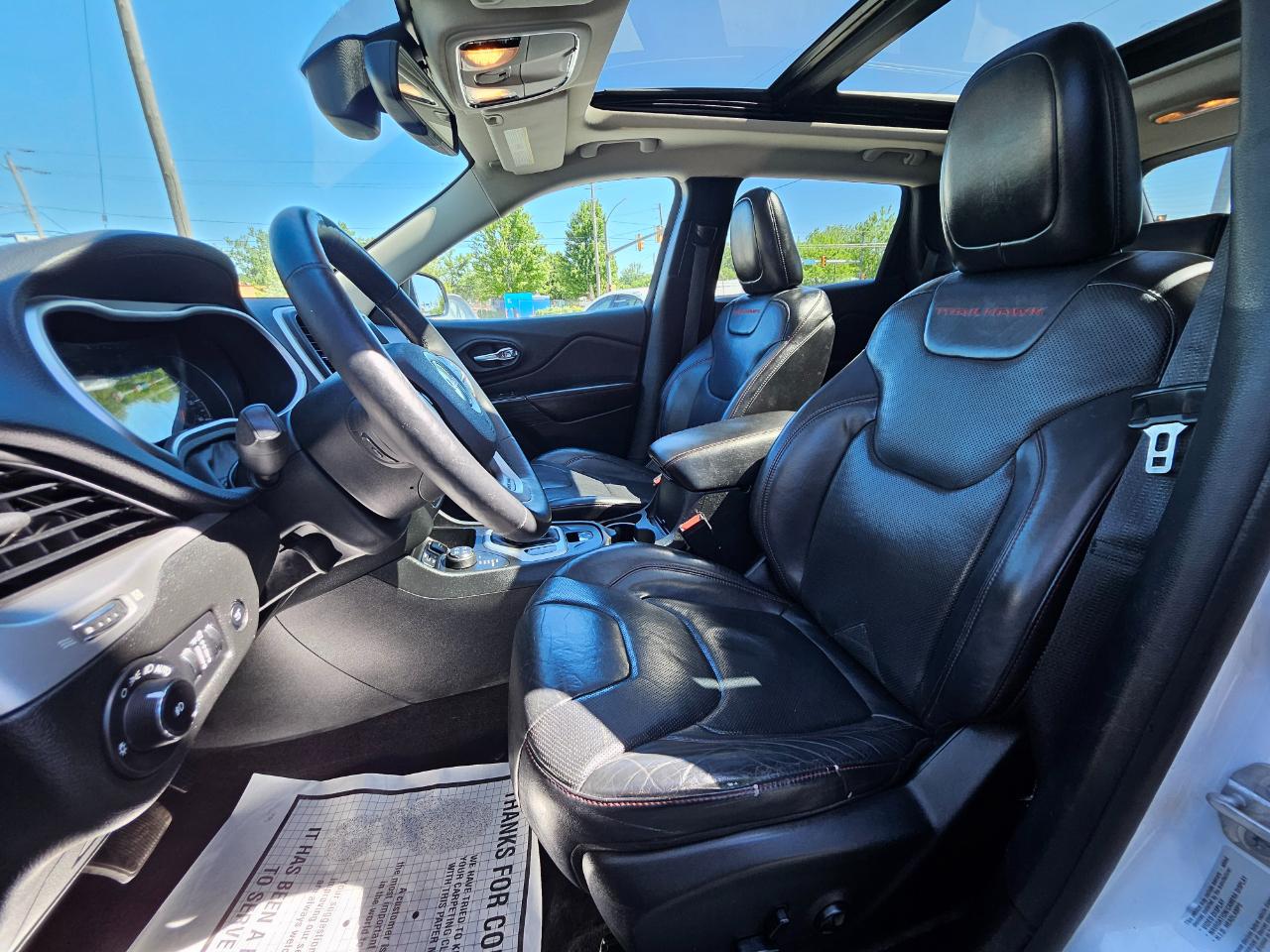 Jeep Cherokee 4WD 4dr Trailhawk 2015