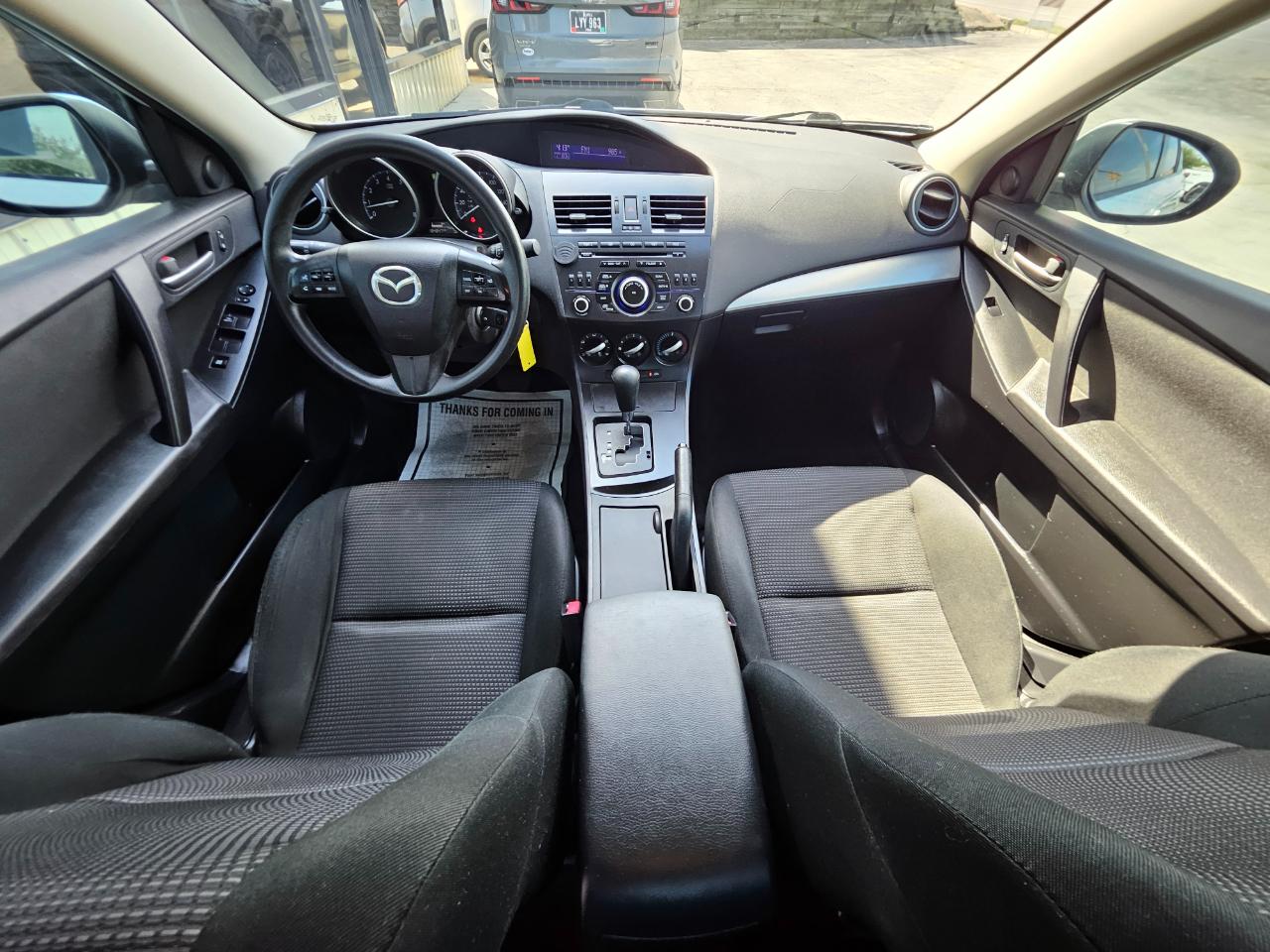 Mazda MAZDA3 4dr Sdn Auto i Touring *Ltd Avail* 2012