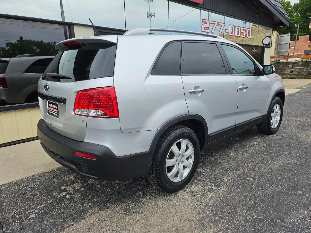 Kia Sorento LX 2012
