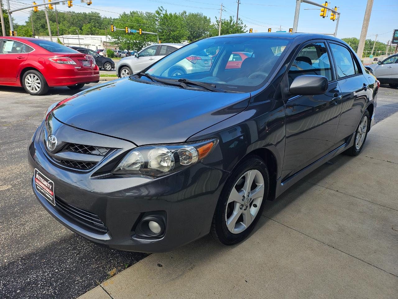 Toyota Corolla 4dr Sdn Auto LE (Natl) 2012