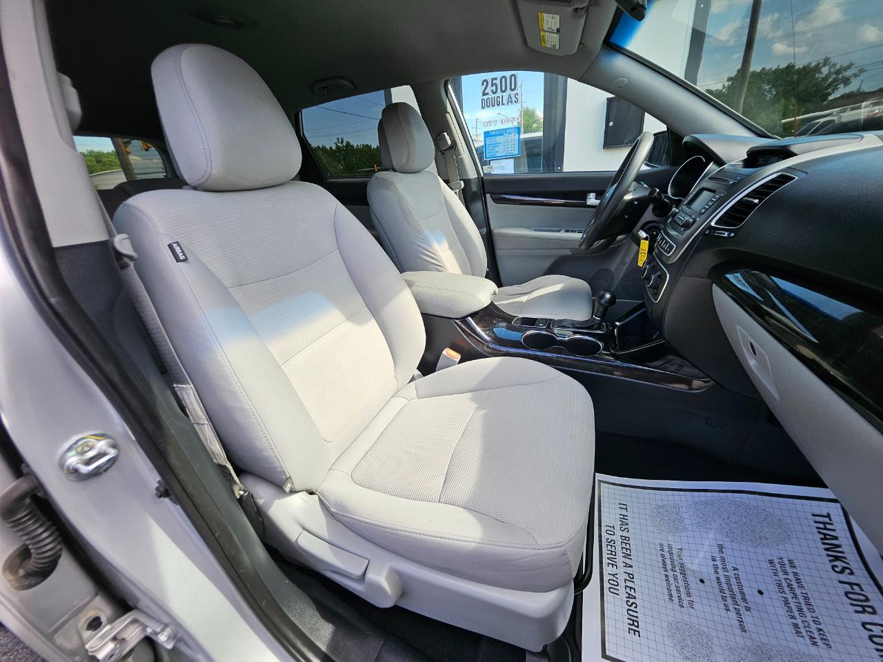 Kia Sorento AWD 4dr I4 LX 2015