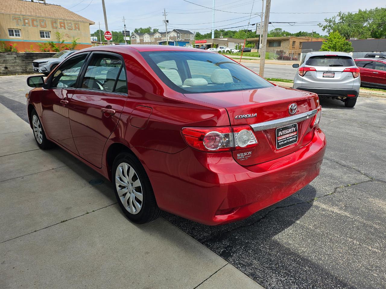 Toyota Corolla 4dr Sdn Auto LE Special Edition (Natl) 2013
