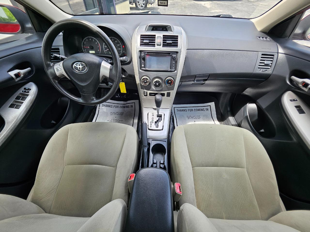 Toyota Corolla 4dr Sdn Auto LE Special Edition (Natl) 2013